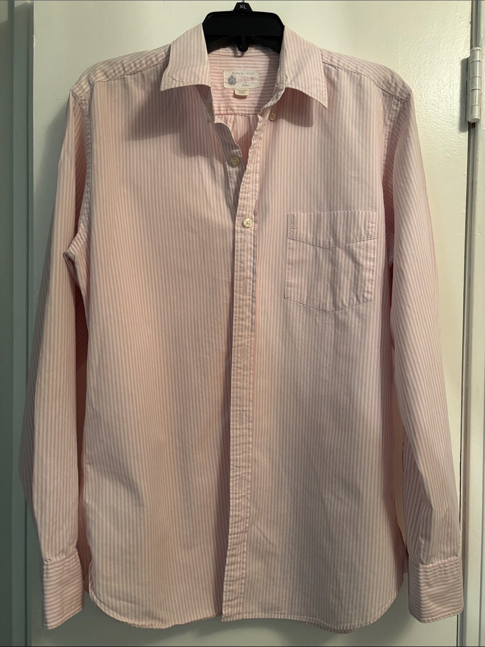 J. Crew tailored fit “vintage oxford”. Sz M